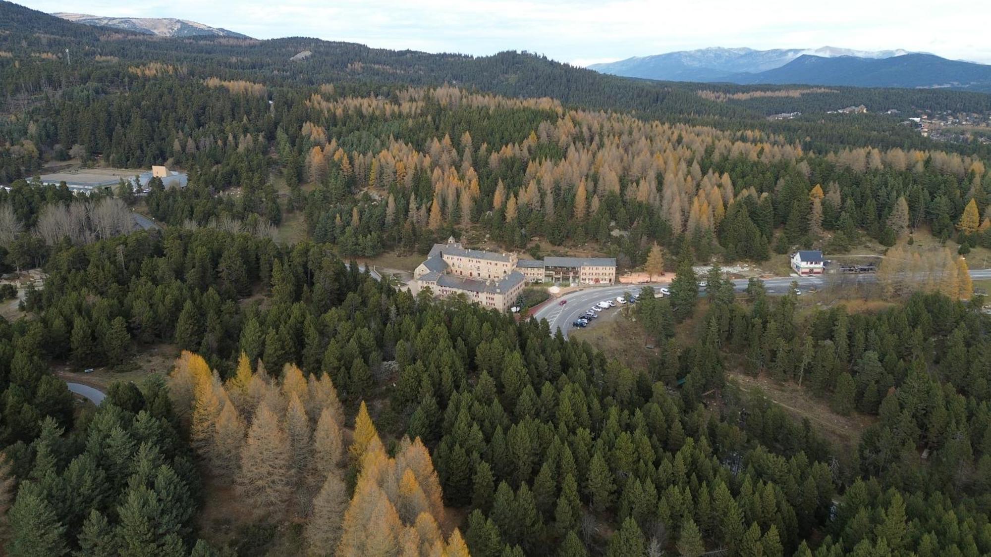 Grand Hotel L'Ermitage Font-Romeu-Odeillo-Via Eksteriør bilde
