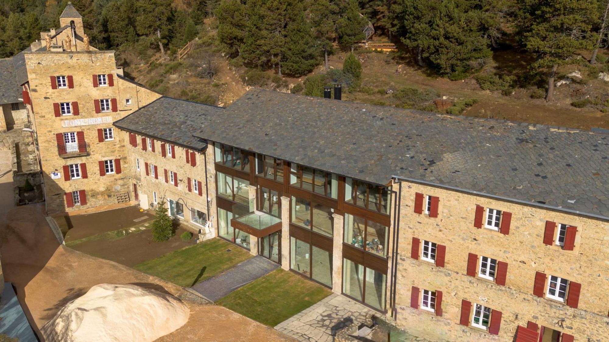 Grand Hotel L'Ermitage Font-Romeu-Odeillo-Via Eksteriør bilde